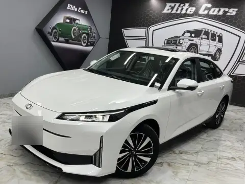Changan Qiyuan A05 2025 — миниатюра 1