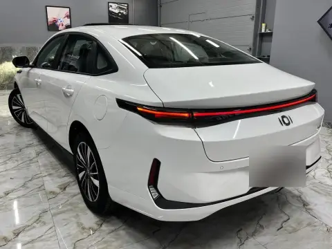 Changan Qiyuan A05 2025 — миниатюра 8