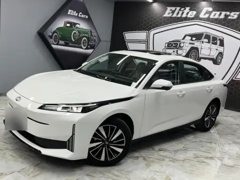 Changan Qiyuan A05 2025 — миниатюра 9