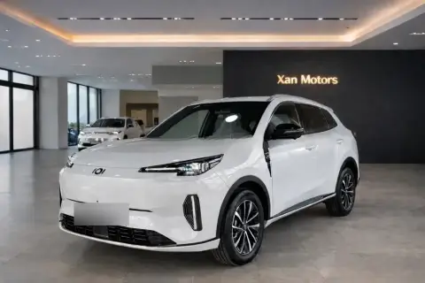Changan Qiyuan Q05 2025 — миниатюра 1