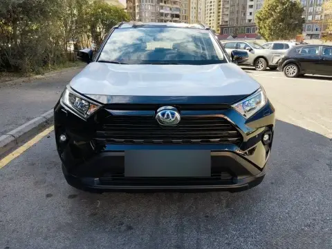 Toyota RAV4 2025 — миниатюра 2