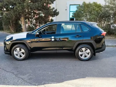 Toyota RAV4 2025 — миниатюра 4