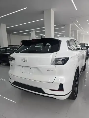 Changan Qiyuan Q05 2025 — миниатюра 4