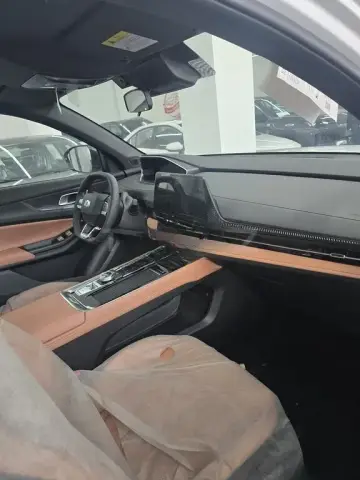 Changan Qiyuan Q05 2025 — миниатюра 9