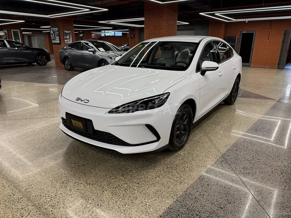 BYD Seal 05 2025 — фото 1 из 10