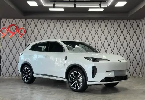 Changan Qiyuan Q05 2025 — миниатюра 2