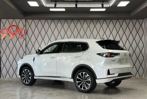 Changan Qiyuan Q05 2025 — миниатюра 7