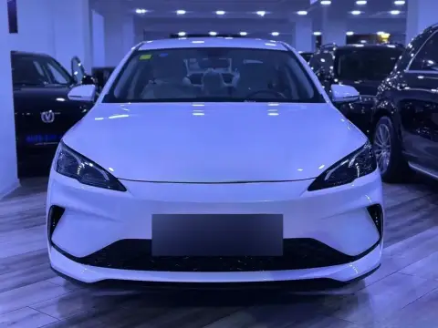 BYD Seal 05 2025 — миниатюра 1