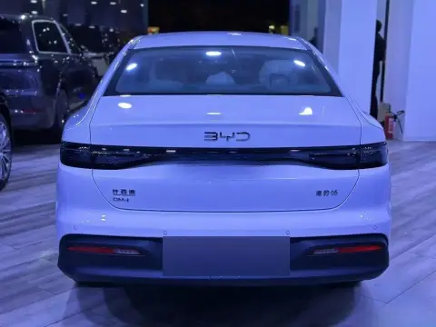 BYD Seal 05 2025 — миниатюра 3