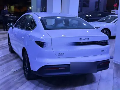 BYD Seal 05 2025 — миниатюра 4