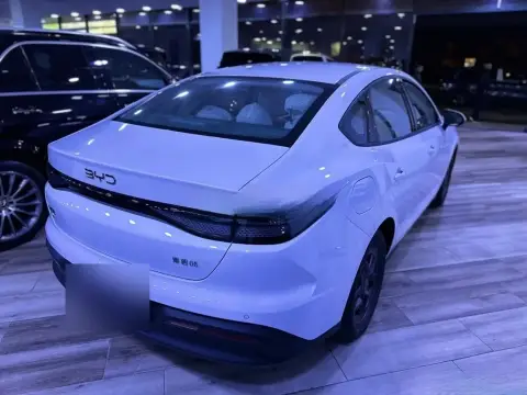 BYD Seal 05 2025 — миниатюра 6