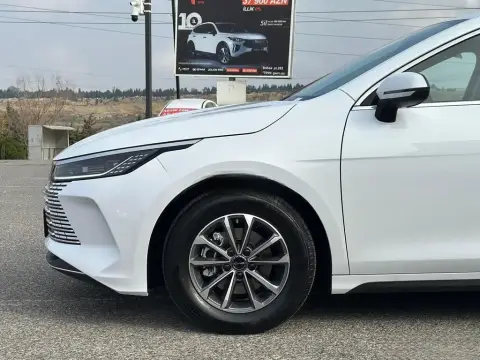 BYD Destroyer 05 2025 — миниатюра 2
