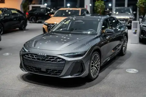 Audi A6 2025 — миниатюра 2