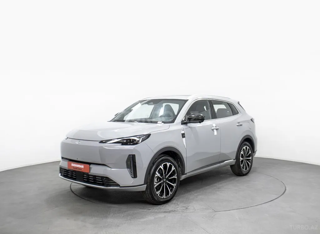 Changan Qiyuan Q05 2025 — фото 1 из 10