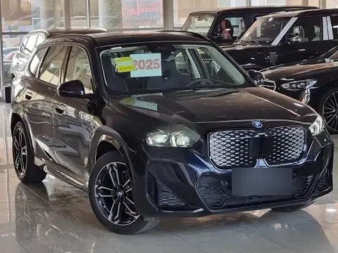 BMW iX1 2025 — миниатюра 8