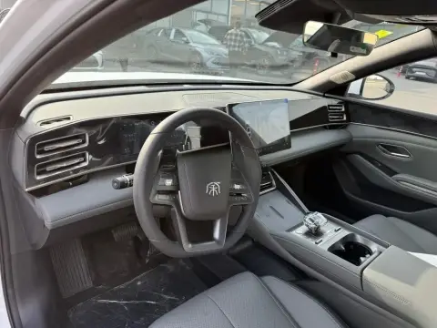 BYD Qin L 2025 — миниатюра 9