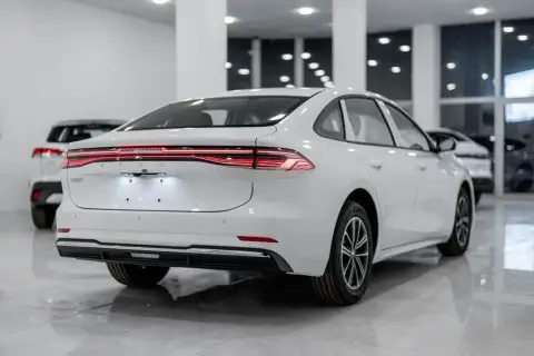 Geely Galaxy A7 2025 — миниатюра 8
