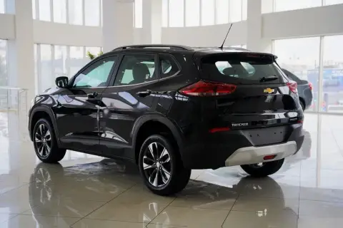 Chevrolet Tracker 2026 — миниатюра 2