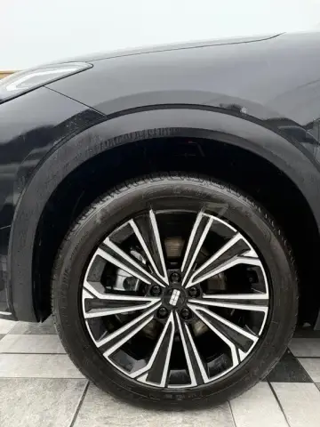 Geely Galaxy Starship 7 2025 — миниатюра 5