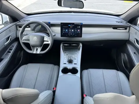BYD Qin Plus 2025 — миниатюра 10