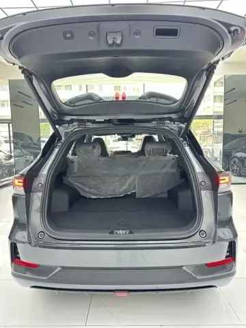Changan Qiyuan Q05 2025 — миниатюра 9