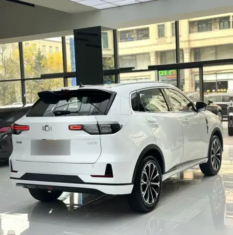 Changan Qiyuan Q05 2025 — миниатюра 7