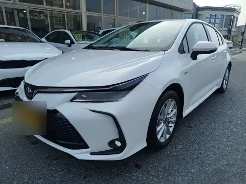 Toyota Corolla 2025 — миниатюра 2
