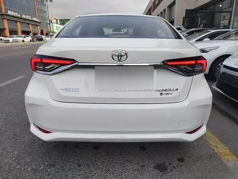 Toyota Corolla 2025 — миниатюра 4