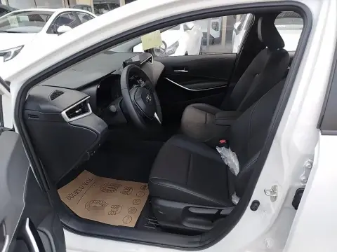 Toyota Corolla 2025 — миниатюра 9