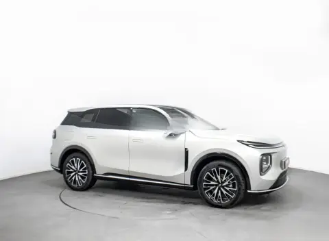 Changan Qiyuan Q07 2025 — миниатюра 2