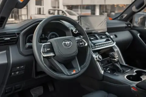 Toyota Land Cruiser 2026 — миниатюра 9