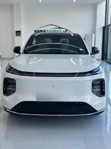 Changan Qiyuan Q07 2025 — миниатюра 1