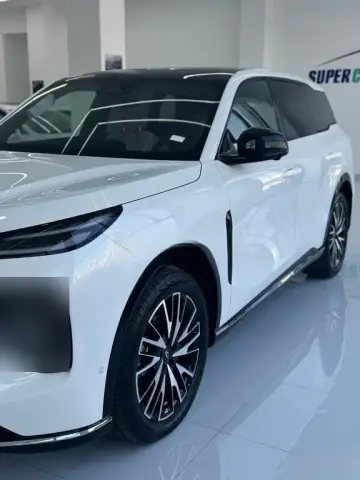 Changan Qiyuan Q07 2025 — миниатюра 2
