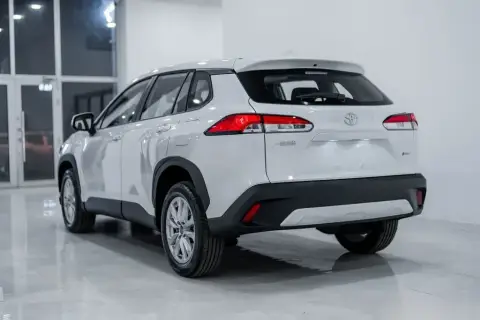 Toyota Corolla Cross 2025 — миниатюра 8