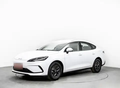 BYD Seal 05 2025 — миниатюра 1