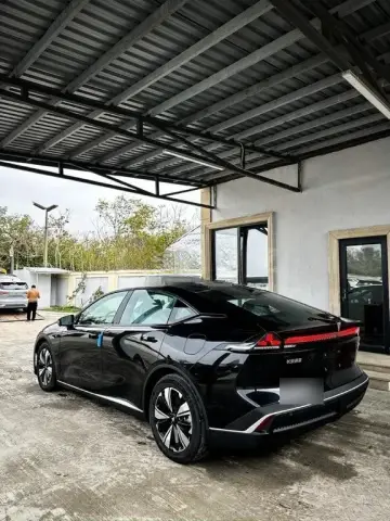 Changan Deepal SL03 2025 — миниатюра 2