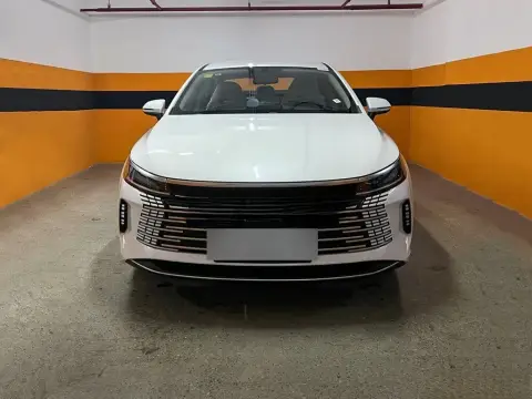 BYD Destroyer 05 2025 — миниатюра 1