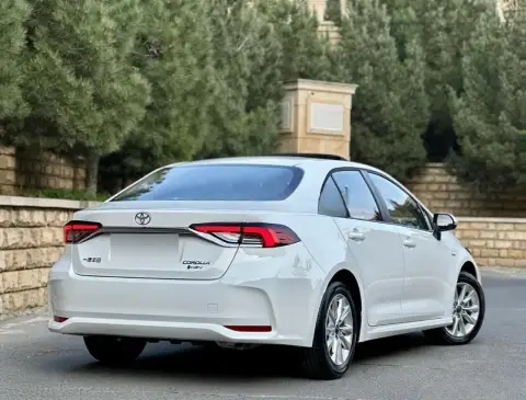 Toyota Corolla 2025 — миниатюра 8