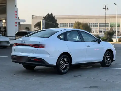 BYD Seal 05 2025 — миниатюра 3