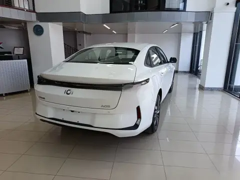 Changan Qiyuan A05 2025 — миниатюра 2