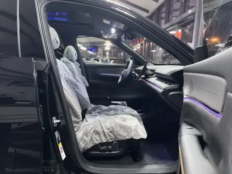 Changan Qiyuan Q07 2025 — миниатюра 10