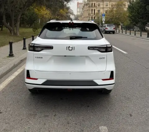 Changan Qiyuan Q05 2025 — миниатюра 2
