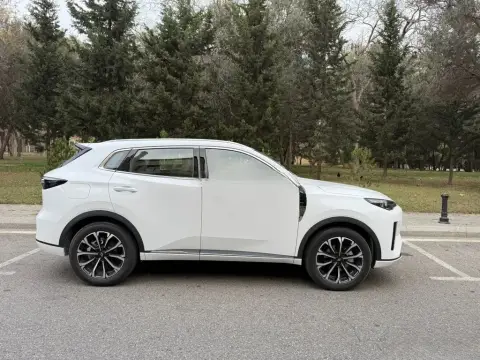 Changan Qiyuan Q05 2025 — миниатюра 6