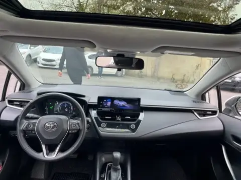 Toyota Corolla 2025 — миниатюра 10