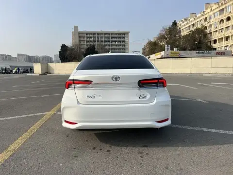 Toyota Corolla 2025 — миниатюра 2