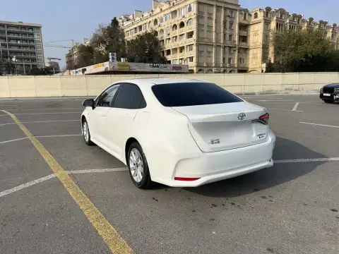 Toyota Corolla 2025 — миниатюра 7