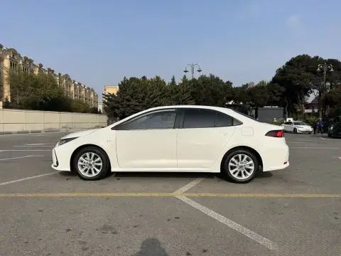Toyota Corolla 2025 — миниатюра 8