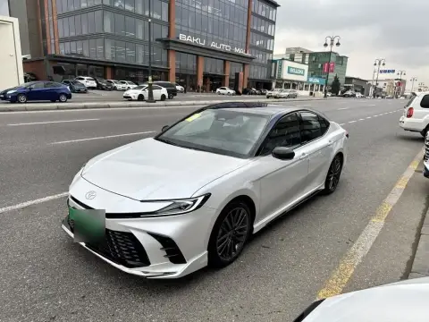 Toyota Camry 2026 — миниатюра 2