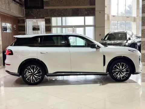 Changan Qiyuan Q07 2025 — миниатюра 7