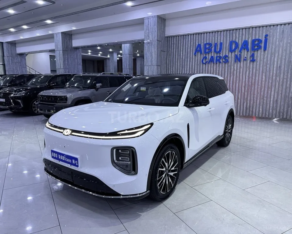 Changan Qiyuan Q07 2025 — фото 1 из 10